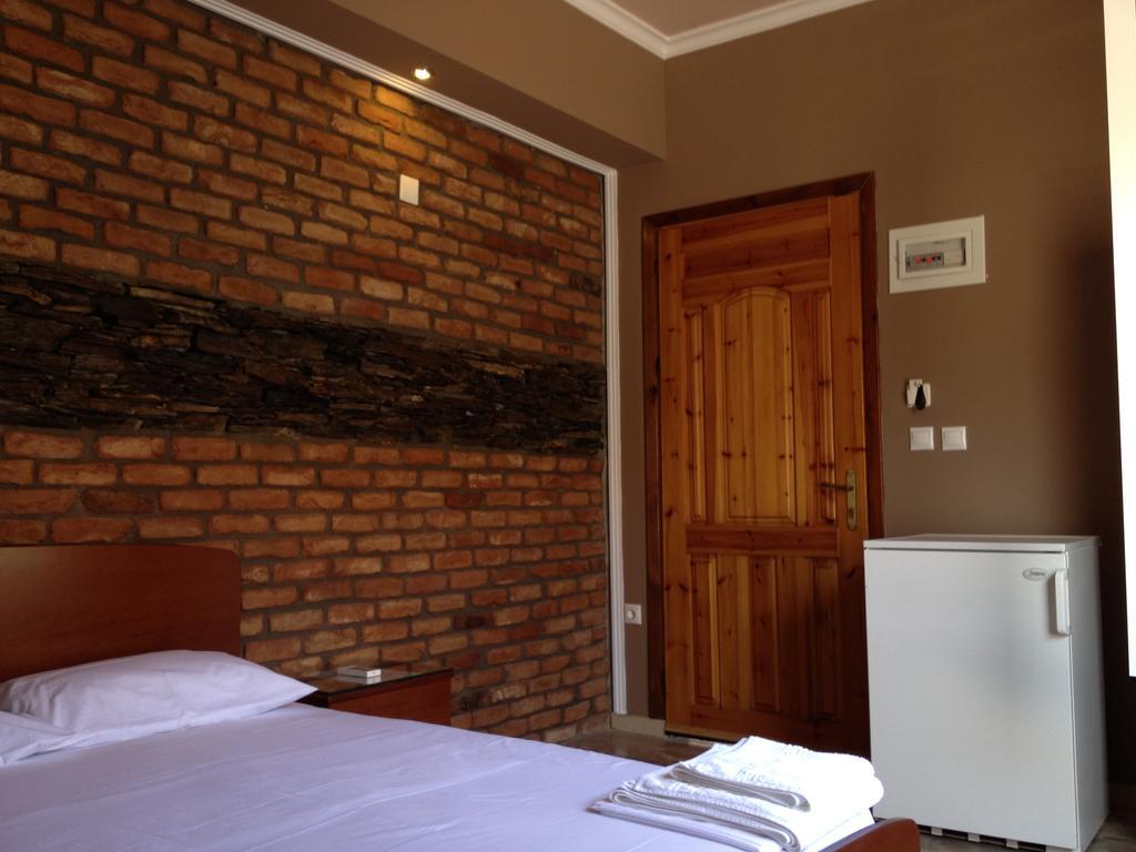 Ferienwohnung Menis Haus Vrasná Zimmer foto
