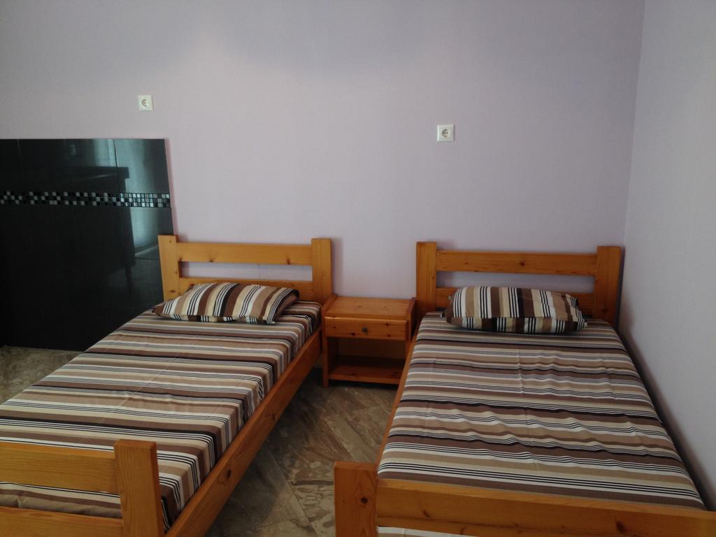 Ferienwohnung Menis Haus Vrasná Zimmer foto
