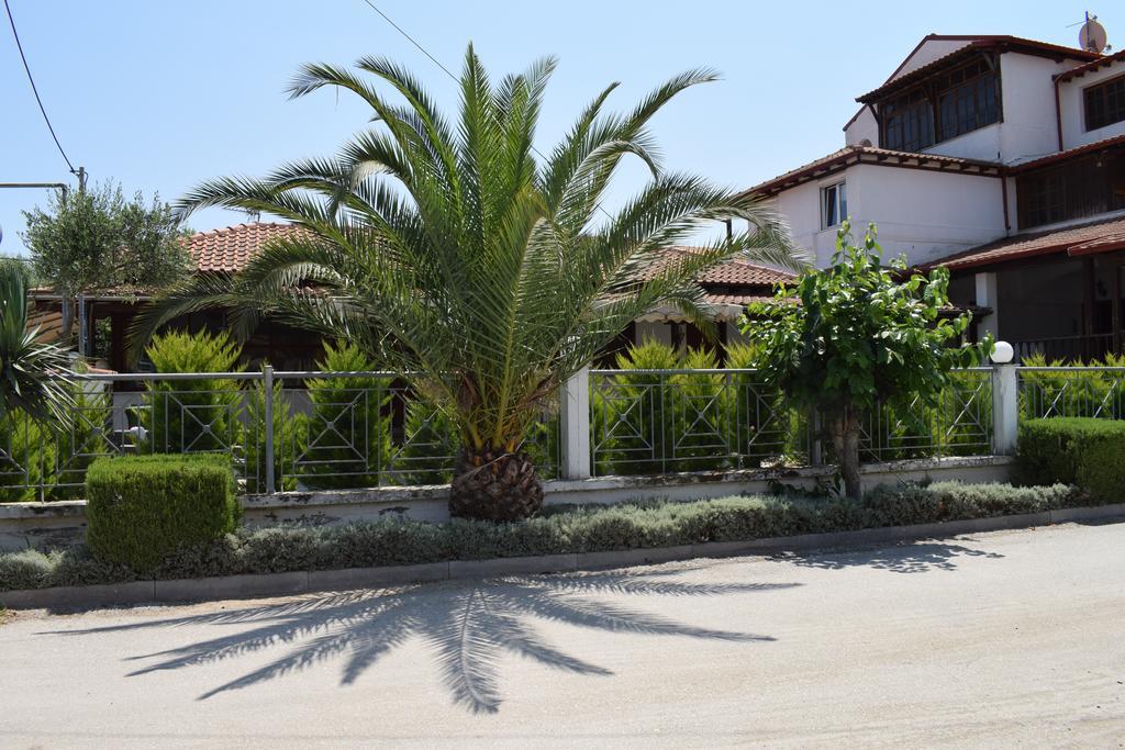 Ferienwohnung Menis Haus Vrasná Exterior foto